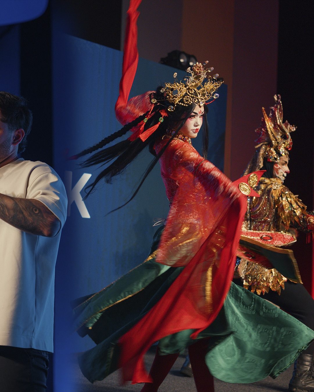 Apresentação cultural chinesa na abertura do China Link Na Estrada